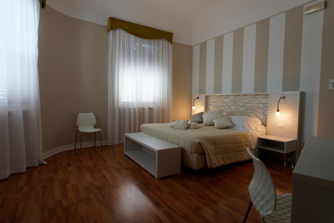 Hotel Sant'Elia Мессина Экстерьер фото