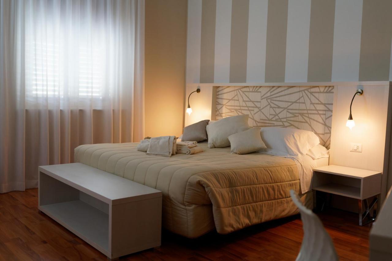 Hotel Sant'Elia Мессина Экстерьер фото
