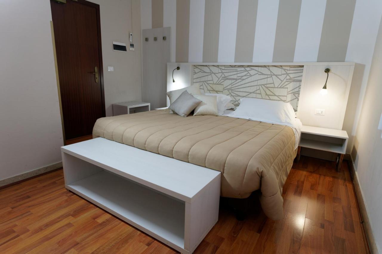 Hotel Sant'Elia Мессина Экстерьер фото