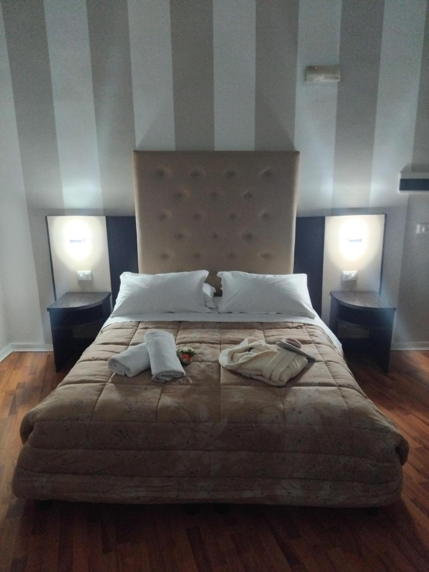 Hotel Sant'Elia Мессина Экстерьер фото