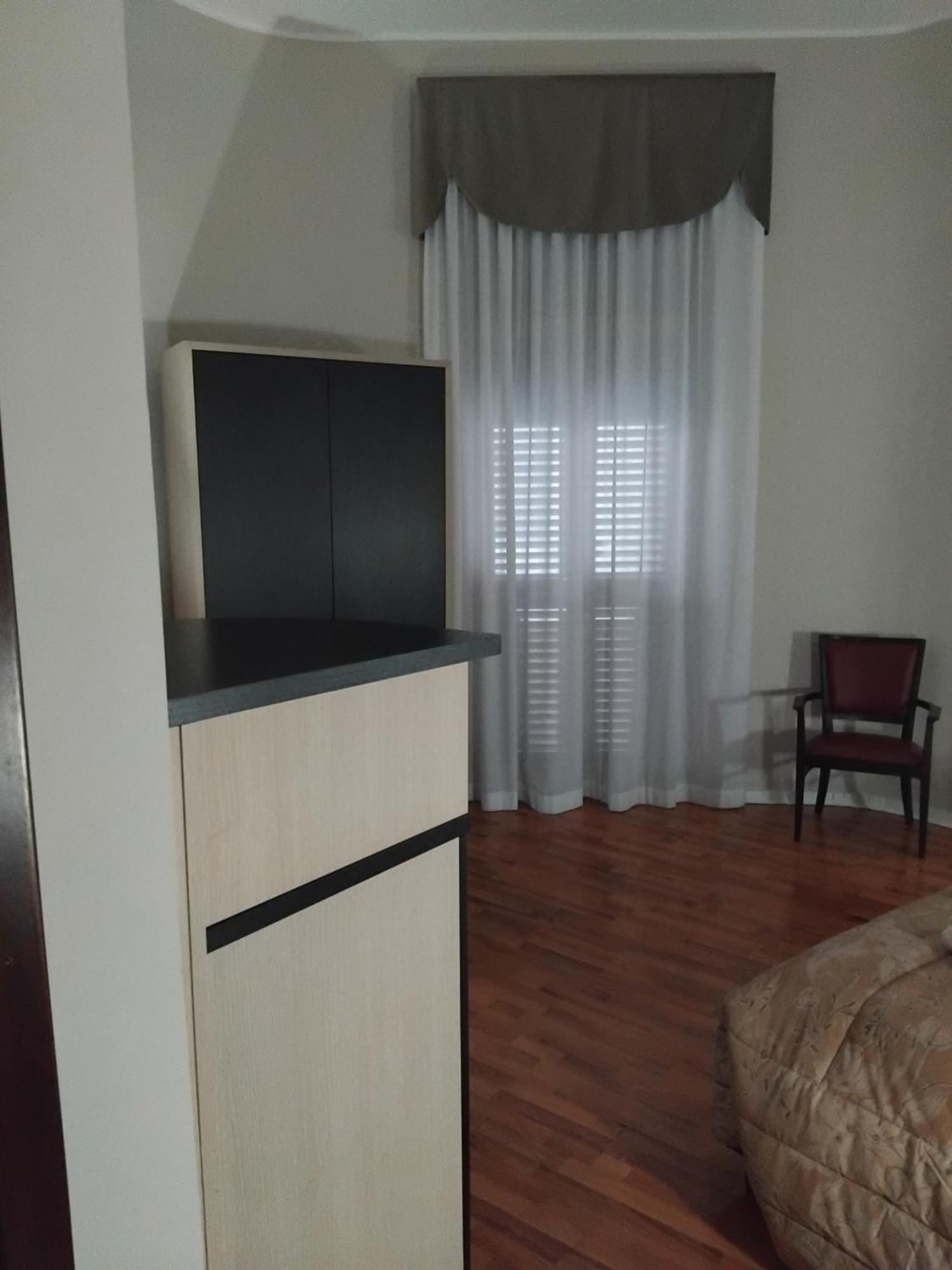 Hotel Sant'Elia Мессина Экстерьер фото