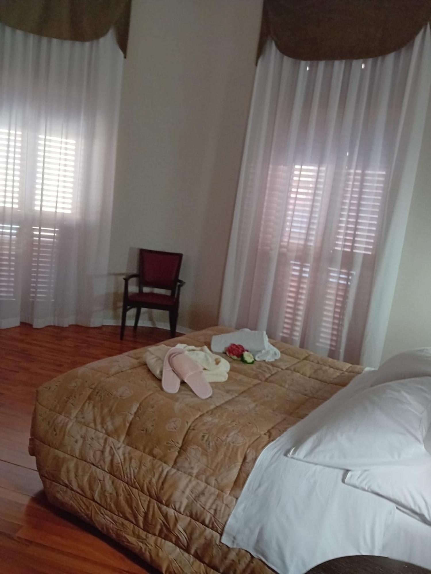 Hotel Sant'Elia Мессина Экстерьер фото